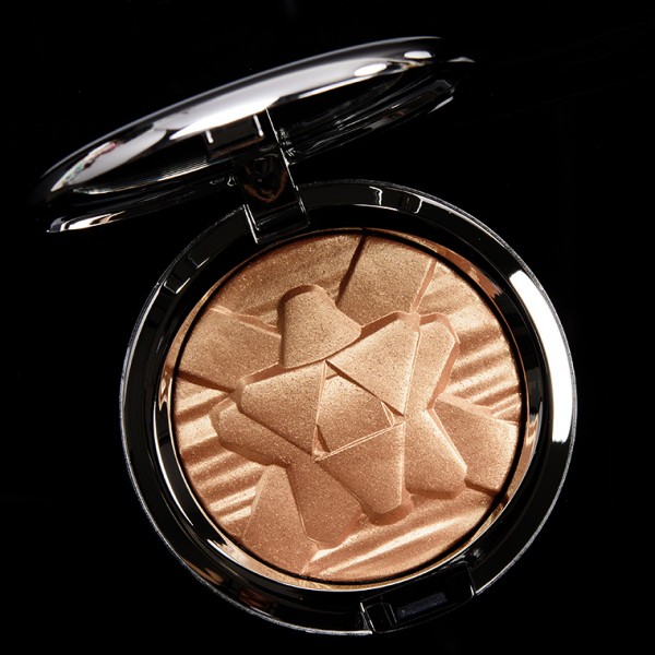 MAC Extra Dimension Skinfinish Highlighter Powder- Oh, Darling